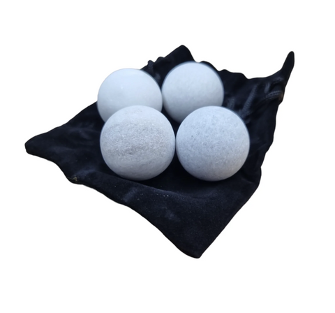 <b>Quinn Stone Sphere Whisky Stones</b>